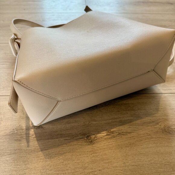 Mango Cream Color Bag - Picture 6 of 8